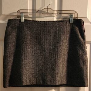 Old Navy Black and Gray Mini Skirt